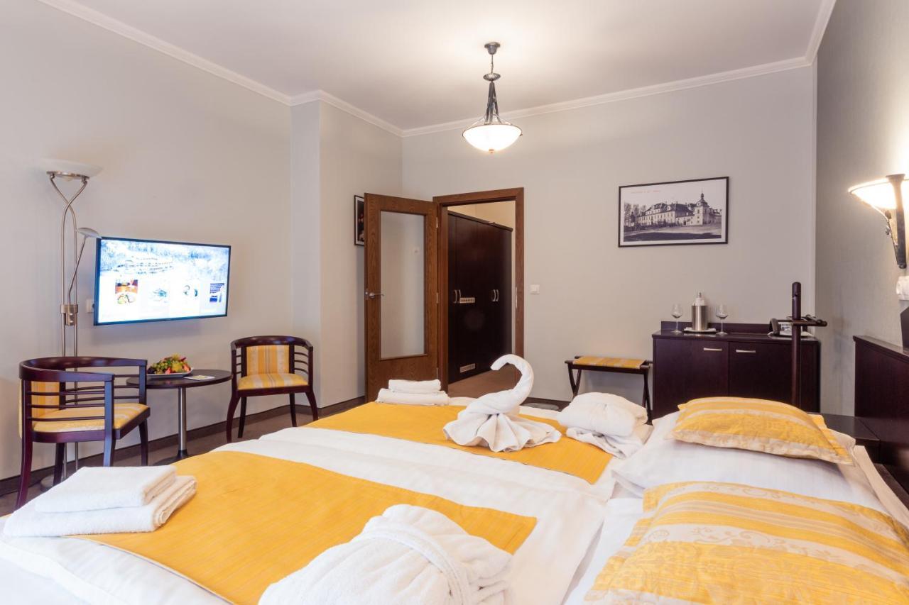 Hotel Studanka Rychnov nad Kneznou Luaran gambar