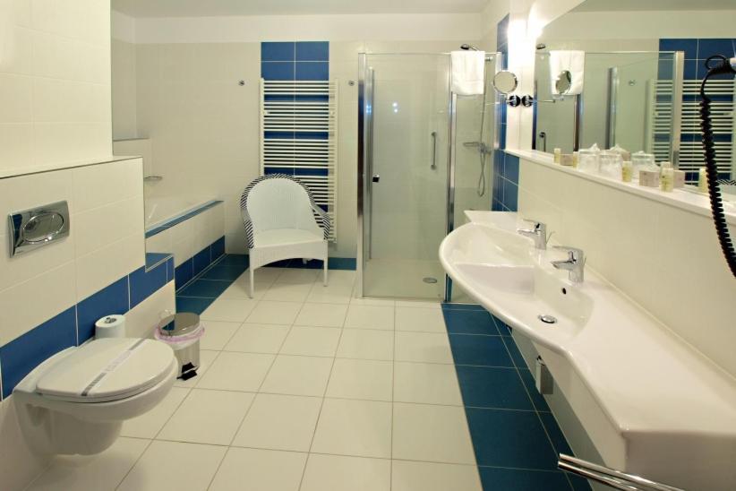 Hotel Studanka Rychnov nad Kneznou Luaran gambar