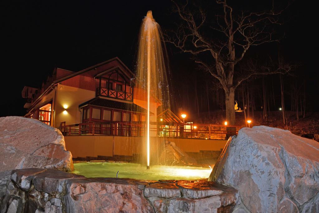 Hotel Studanka Rychnov nad Kneznou Luaran gambar